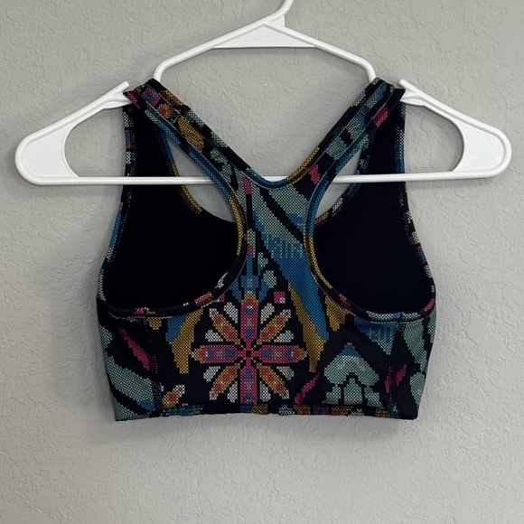 Nike Women's Floral Pattern Sports Bra - Black and Multicolor - Picture 2 of 3
